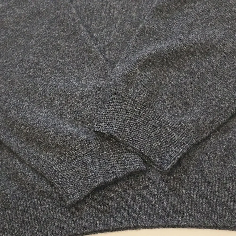 JOSEPH & LYMAN 100% CASHMERE MEN’S V-NECK SWEATER‎ SIZE XL